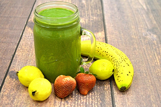 Guava Strawberries Banana Spinach Green Smoothie Recipe