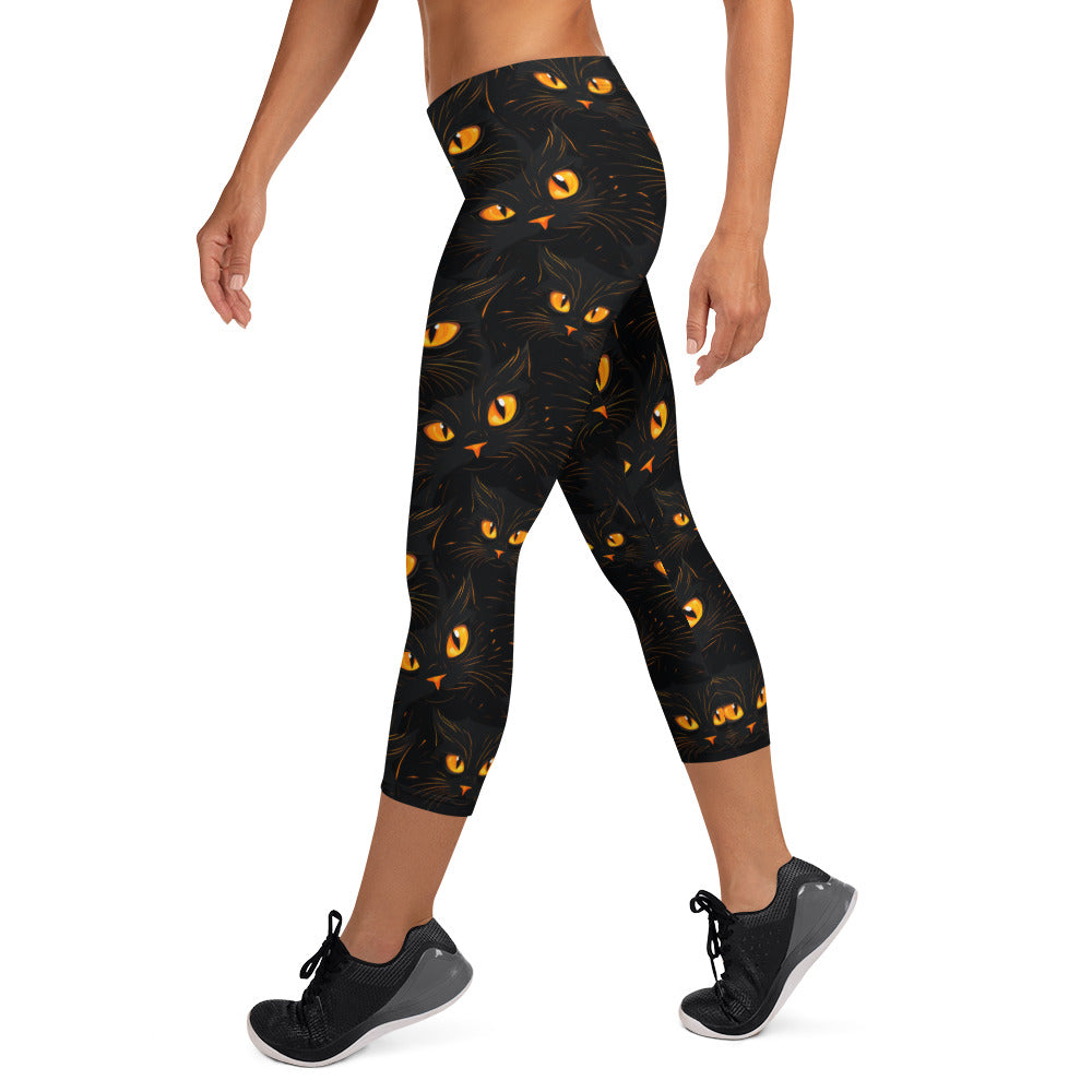 Spooky Cat Eyes Capri Leggings