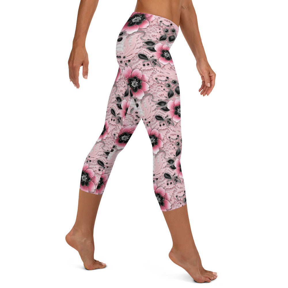 Pink & Black Floral Printed Capri Leggings